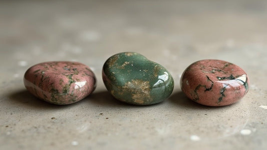 Unakite — Vertus, Propriétés et Bienfaits en Lithothérapie - Pierre porte-bonheur