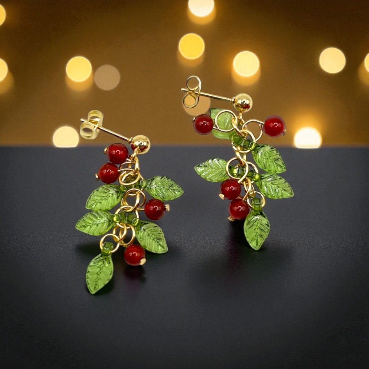 Boucles d’Oreilles de Noël en Cornaline Naturelle – Élégance Festive et Énergie Positive - Pierre porte - bonheur