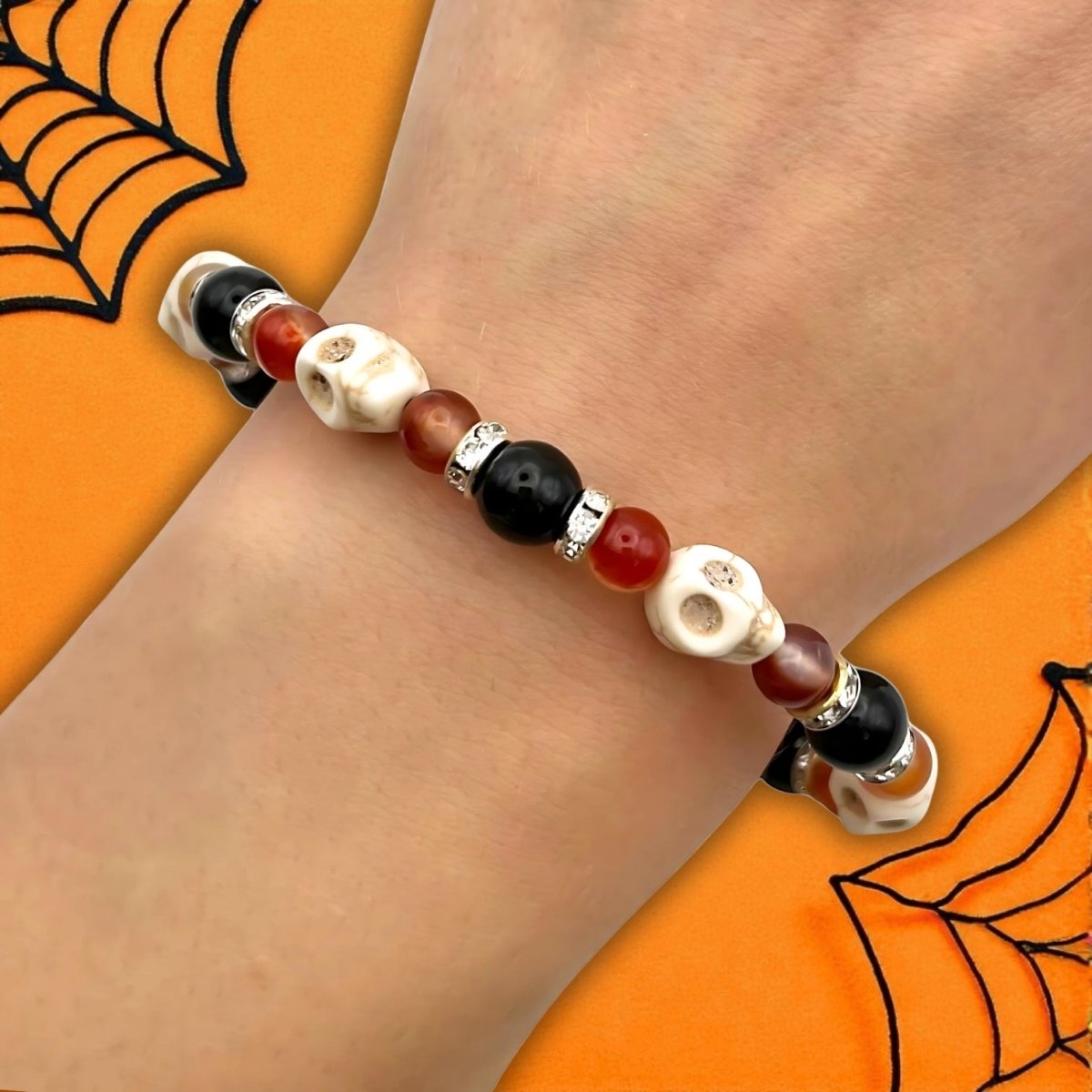 Bracelet Halloween en Agate Rouge & Onyx Noir – Perles Crânes - Pierre porte - bonheur