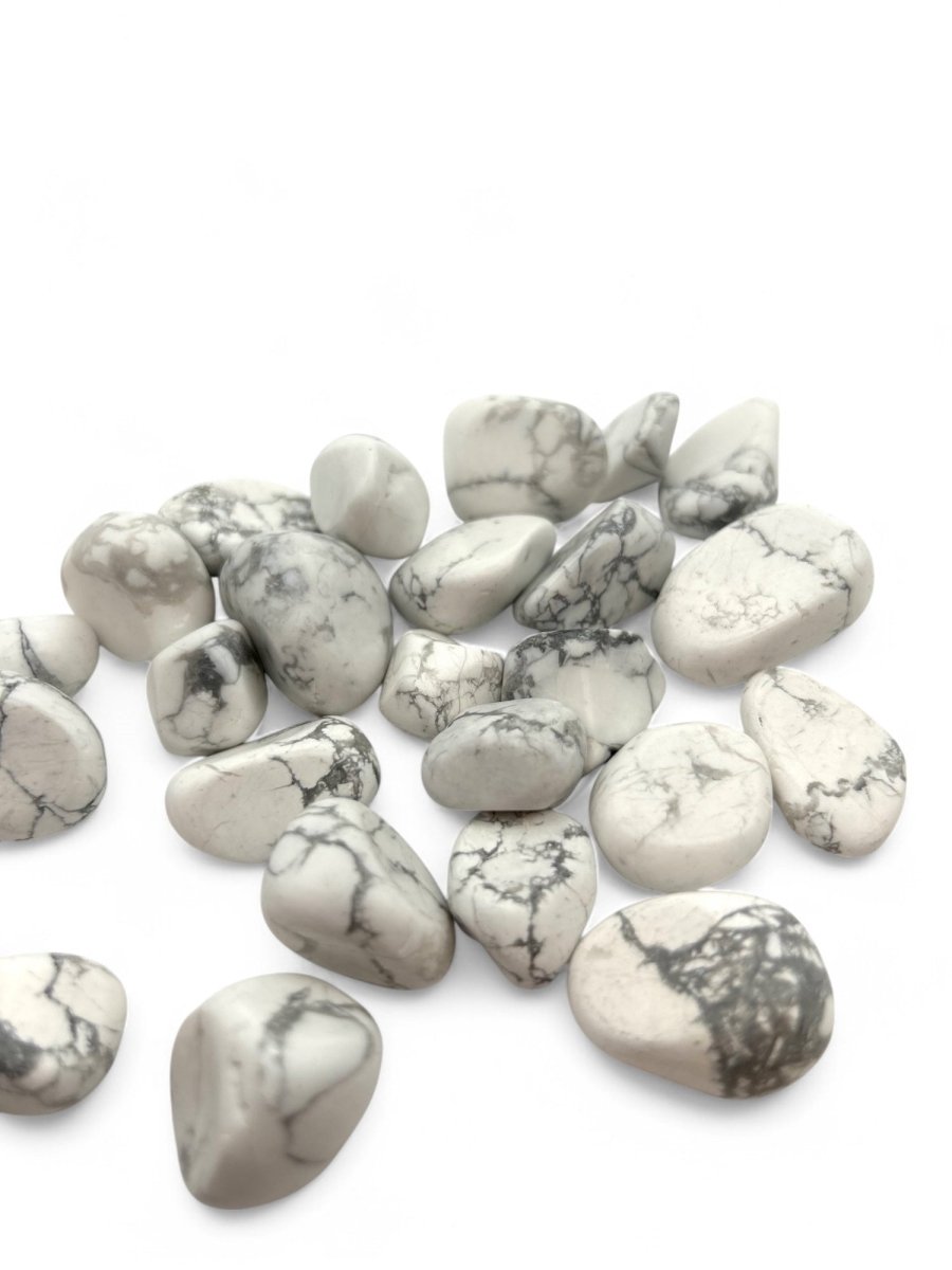 Pierre roulée Howlite - Pierre porte - bonheur