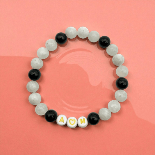 Bracelet Personnalisé Pierre de Lune Arc - en - Ciel & Onyx – Harmonie, Protection et Intuition - Pierre porte - bonheur
