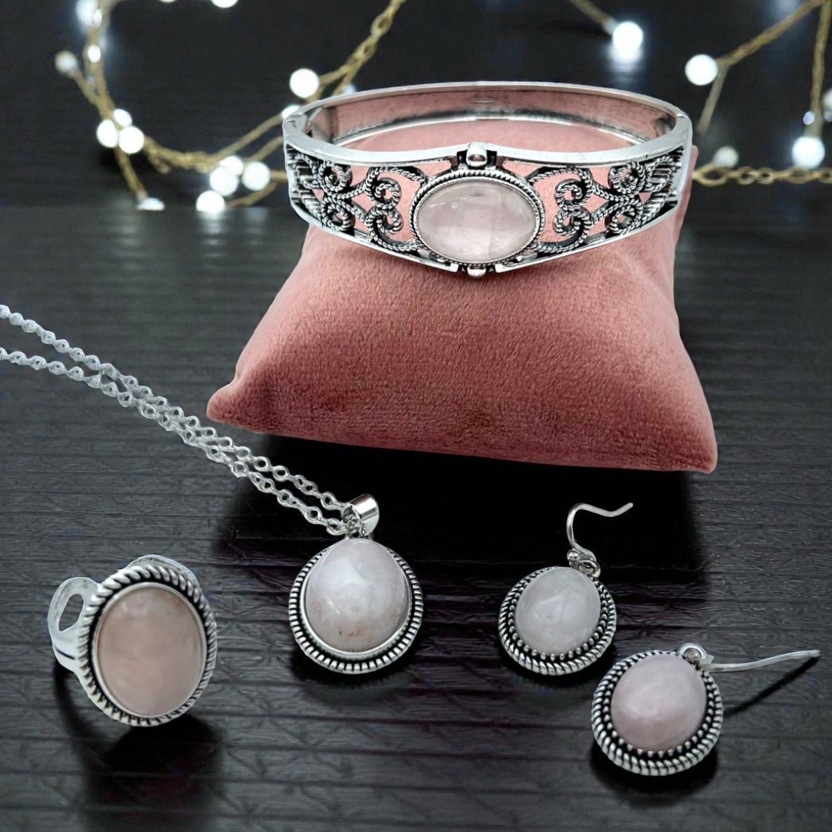 Coffret Cadeau Quartz Rose - Bague, Bracelet, Boucles d'Oreilles, Collier - Pierre porte - bonheur